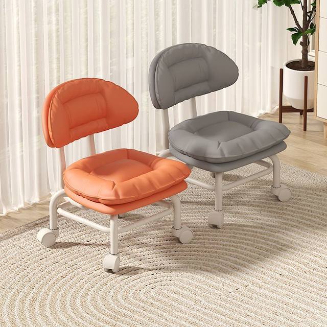 Small Stool with Universal Wheel Toddler Stool Pulley Low Stool Household Lazy Roller Skating Beautiful Seam Back Chair Popular Bench