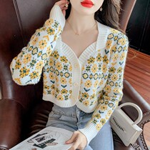 Tide card 2022 Autumn winter new temperament v Coloured Pink Blossom Long Sleeve Knitwear Korean version Fashion sweater jacket