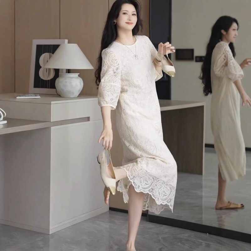 Plus-Size Summer Luxury Style White Lace Dress for Women, Mid-Length, Round Neck, Slimming, High-End, Elegant Dress