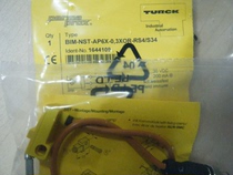 German Turck capacitive sensor BC10-QF5 5-RN6X2 BC5-S18-RP4X