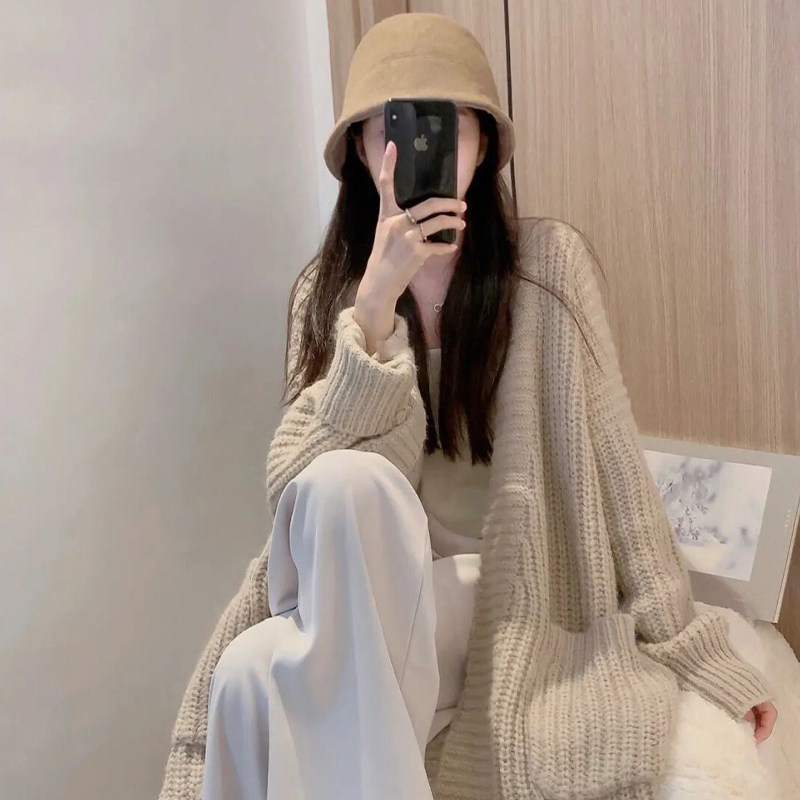 Early fall new Lazy Sweater Jacket Woman Loose outside wearing medium long version small Fragrant Wind Knit Cardiovert Coat Accessories