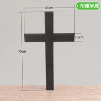 Черный, высота 70 см.