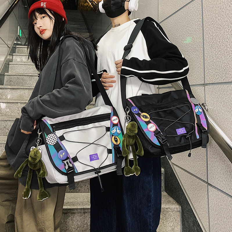 Skew Satchel Men's Wave Signs Day Series Large Capacity Tooling Students Casual Street Trend Single Shoulder Charter charter Postman Bag Women