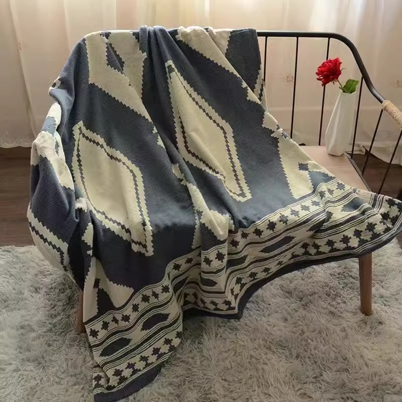 Highly Recommended Export-Quality Raff Polo Embroidered Towel Blanket for Air-Conditioned Naps, Pure Cotton, Soft and Absorbent