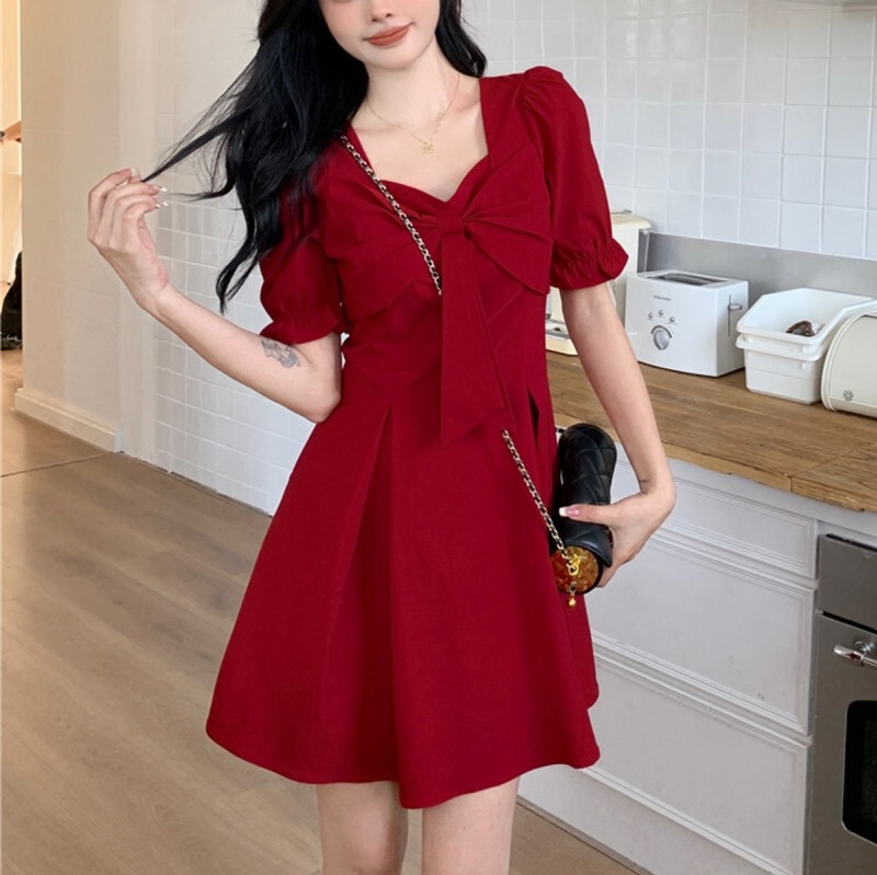 Plus-Size French-Style Youthful Bow Dress for Women, Summer High-End Elegant Waist-Cinching Slimming Dress, Little Red Dress