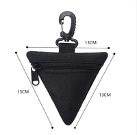 Треугольная сумка --- черная