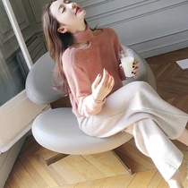 2021 new winter celebrities small fragrant wind temperament fried street Hepburn style casual fashion two-piece women autumn and winter