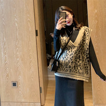 2020 new light luxury high-end socialite waist thin cover meat temperament sexy dress Super fairy