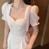 Pháp thiết kế thích hợp tay áo phồng trắng ánh sáng nấu ăn trẻ em ánh sáng sang trọng phụ nữ mùa hè khí - Váy eo cao