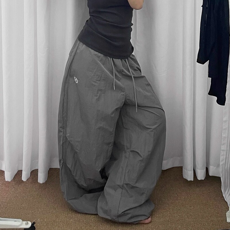 Strawberry Bear New American Style Gray Parachute Cargo Pants Drawstring Loose Pleated Pocket Quick-Dry Casual Pants for Women