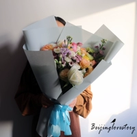 Смешанный и сопоставленный букет B