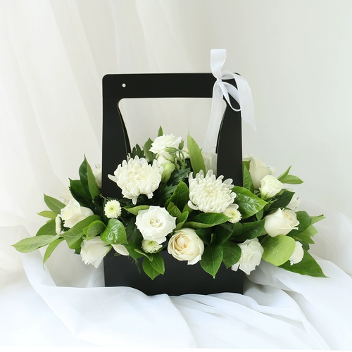 Пекин Тяньцзин Цветочный Экспресс Той же город жертва жертва жертва могила на могиле, очищающий желтый и белый хризантем, цветок