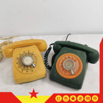 Folk custom old objects second-hand old-fashioned hand-cranked dialer old telephone nostalgic collection window retro decoration ornaments