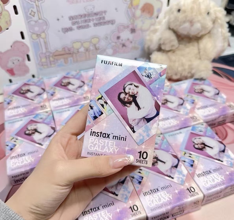 Playing and Taking Photos with Fuji Instant Film Mini White Border Shimmering Mermaid Graffiti Frosting Macaron Streamer