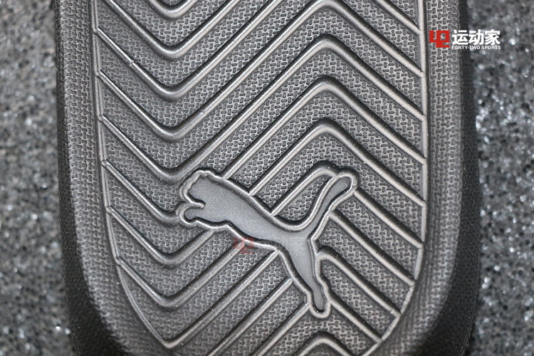 [42 người chơi thể thao] Puma PopCat dép cổ điển màu đen và trắng 361222-14 363451 dép nữ đẹp