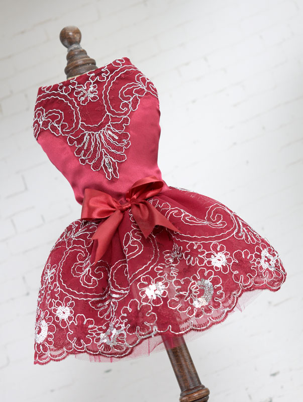 Đặc biệt hàng ngày quần áo thú cưng chó áo cưới váy trang phục chó trang phục thêu ba chiều váy Teddy - Quần áo & phụ kiện thú cưng 	quần áo dành cho mèo