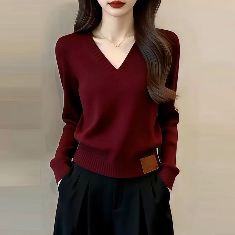 Red Knitted Sweater for Women 2026 Autumn and Winter New V-Neck Base Sweater for the Year of Birth, French Retro Inner Wear Top Red Knitted Sweater for Women 2026 Autumn and Winter New V-Neck Base Sweater for the Year of Birth, French Retro Inner Wear Top