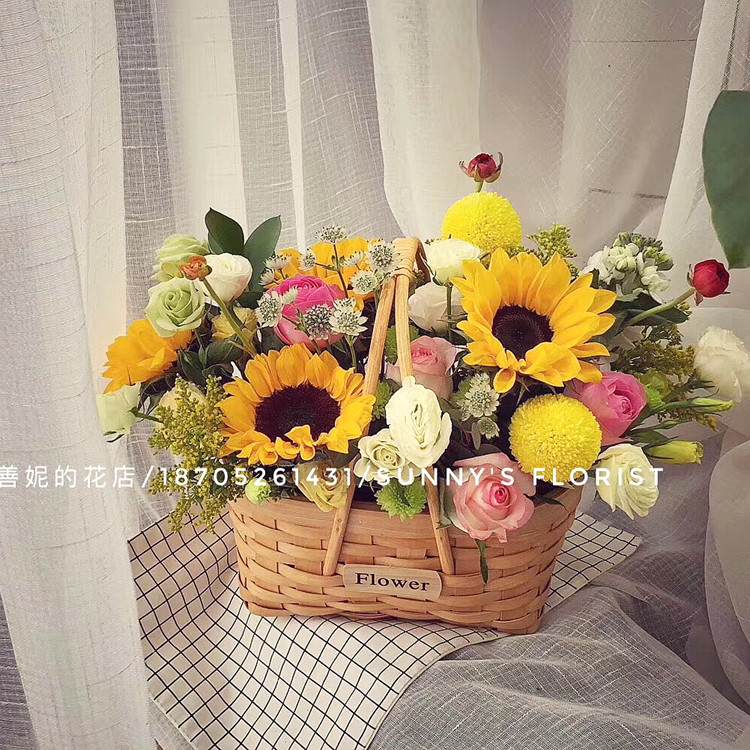Woven hand-held flower basket bamboo wood chip basket flower girl flower salon flower flower arrangement basket hand gift basket flower set