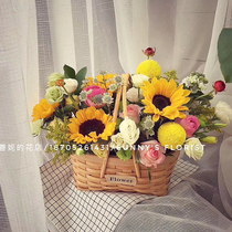 Woven Carry-on Flower Basket Bamboo Woven Wood Chips Basket Flowers Flower Art Salon Flowers Flower Arrangements Basket Companion Gift Basket Floral