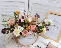 Vine-knitted portable flower basket creative flower arrangement Flower Art Wedding Flowers Children Photo Props Water Fruit Basket Floral small basket