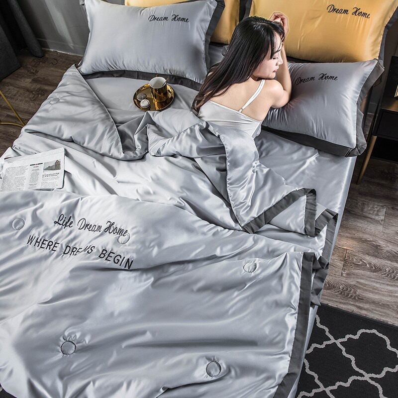 Ice silk air conditioner is summer cool quilt four-piece silk single double quilt core student summer washable summer thin quilt