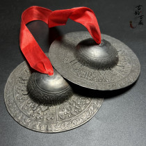 Antique cymbal hinge old-fashioned white copper hand made old antique small piano antique folk musical instrument collection