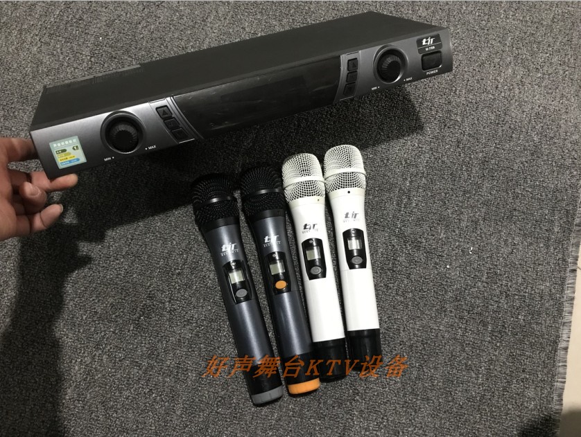 Original TIT U-759 Wireless KTV Stage Performance U Segment K Song Microphone One Drag Two Microphones