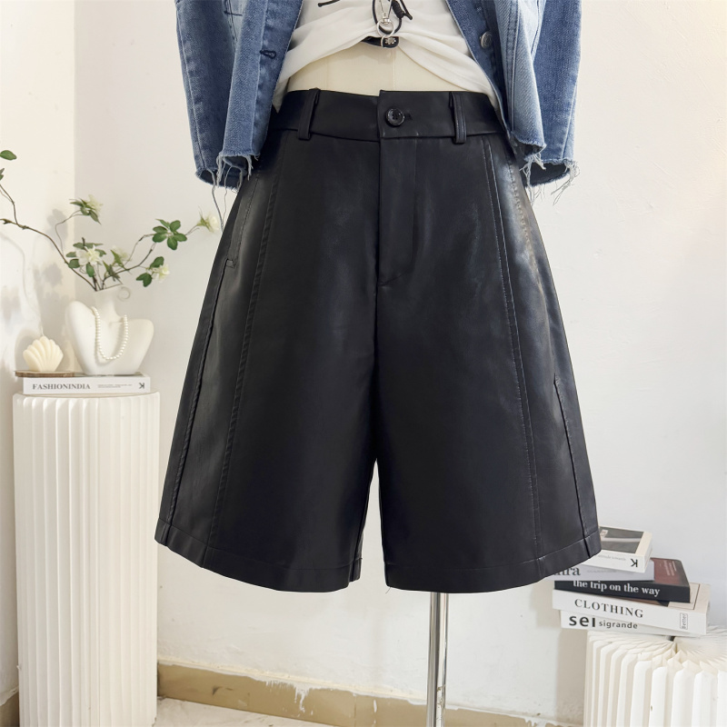 Black Leather Shorts for Women 2026 Autumn and Winter Washed Pu Leather Pants High-Waisted Wide-Leg Knee-Length Pants Loose Bootcut Straight Mid-Length Pants
