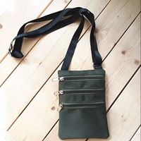 Четыре военного зеленого на молнии