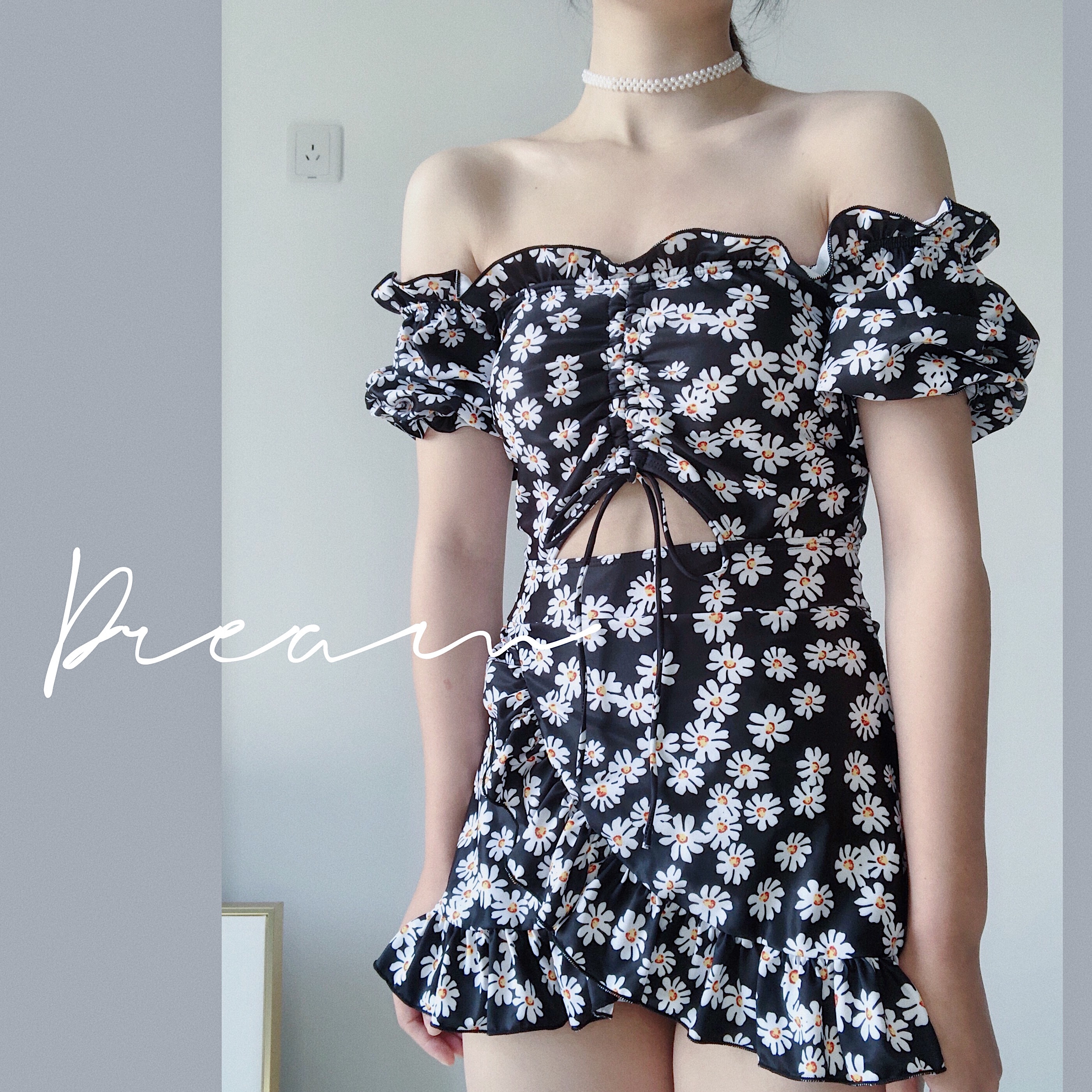 Swimsuit women's summer jumpsuit conservative 2021 new Korean ins cover belly show thin chest gathered seaside swimming suit