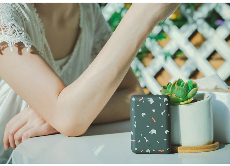 Phiền toái tim siêu mỏng xách tay sạc kho tàng phim hoạt hình cute girl 6s Huawei điện thoại di động OPPO kê của Apple phổ phí nhanh phí Flash Mini nhỏ gọn điện thoại di động 10.000 mA cao khả năng xác định x - Ngân hàng điện thoại di động sạc dự phòng topk 20000mah