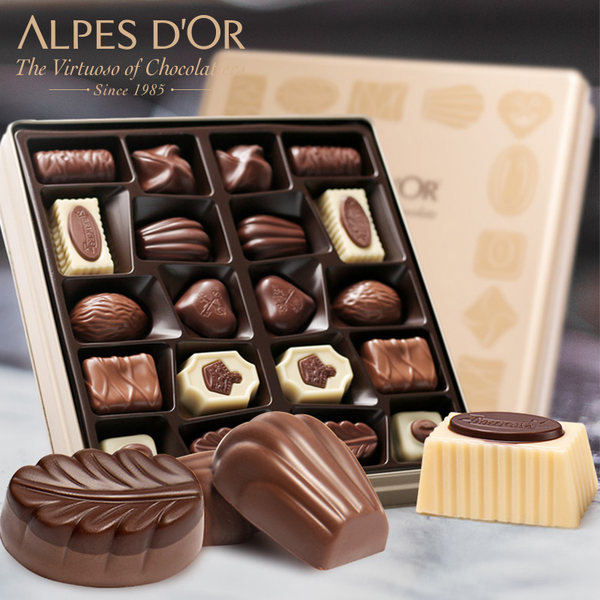 比利时进口 Alpes d’Or 爱普诗 夹心巧克力铁壳礼盒 216g 天猫优惠券折后￥98包邮（￥138-40）送礼袋+空白贺卡