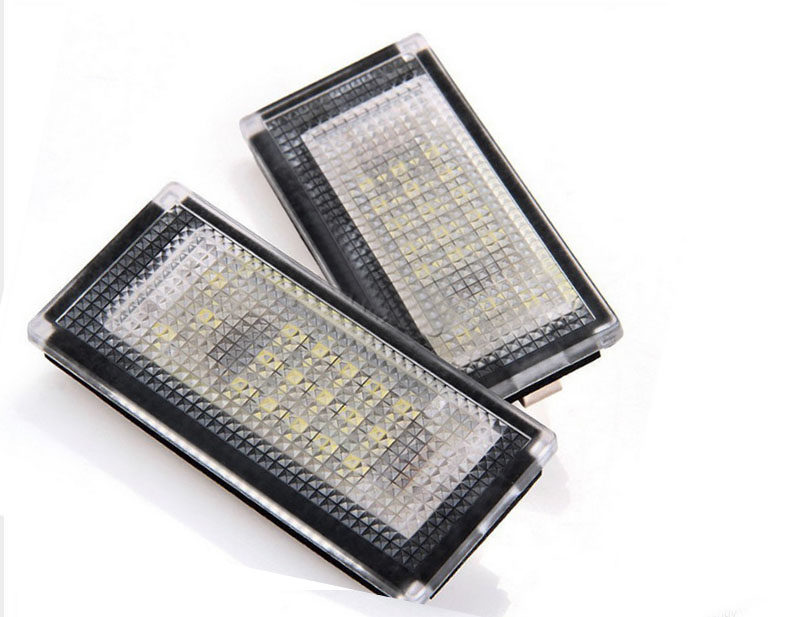 Suitable for BMWMINI R50 R52 R53 special decoding LED license plate lights 2