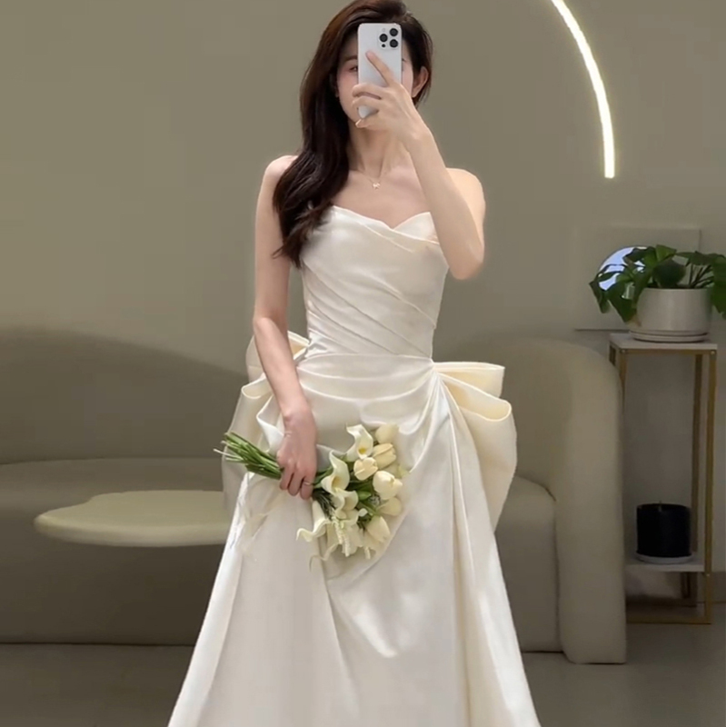 New Pleated Satin A-Line Skirt Light Wedding Dress Strapless Bow Engagement Autumn Simple Hepburn French Style Reception New Pleated Satin A-Line Skirt Light Wedding Dress Strapless Bow Engagement Autumn Simple Hepburn French Style Reception