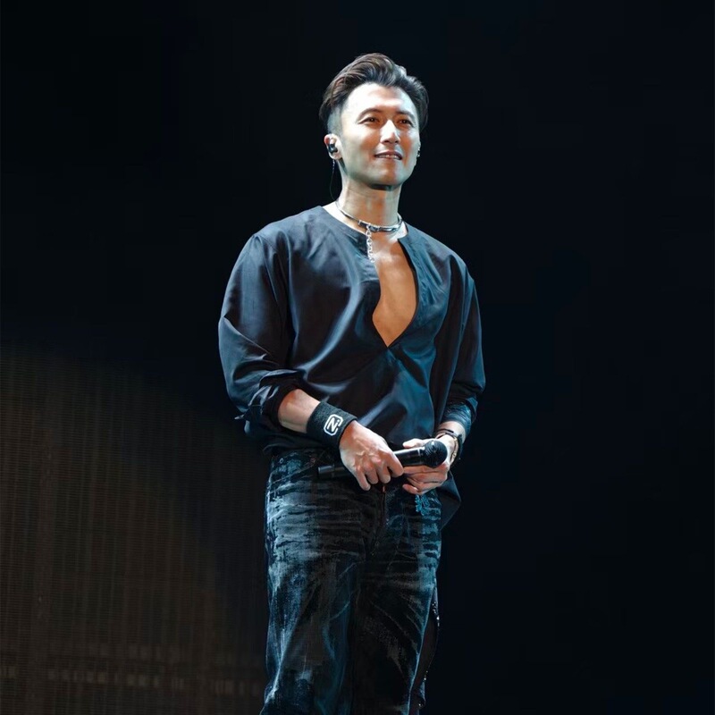 Nicholas Tse Shenzhen Evolution Concert Same Style Large V-Neck Shirt T-Shirt Evolution Men's Long Sleeve Chengdu