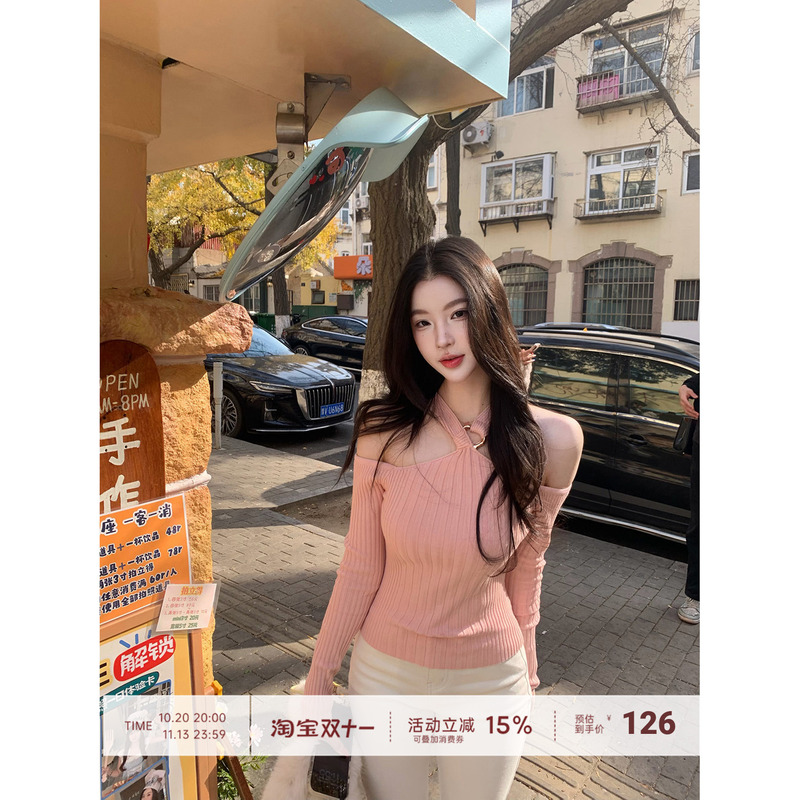【Farte Shop】Pink Peach Pure Desire Style Off-Shoulder Halter Neck Base Shirt for Women, Autumn and Winter Pink Knitted Long Top 【Farte Shop】Pink Peach Pure Desire Style Off-Shoulder Halter Neck Base Shirt for Women, Autumn and Winter Pink Knitted Long Top