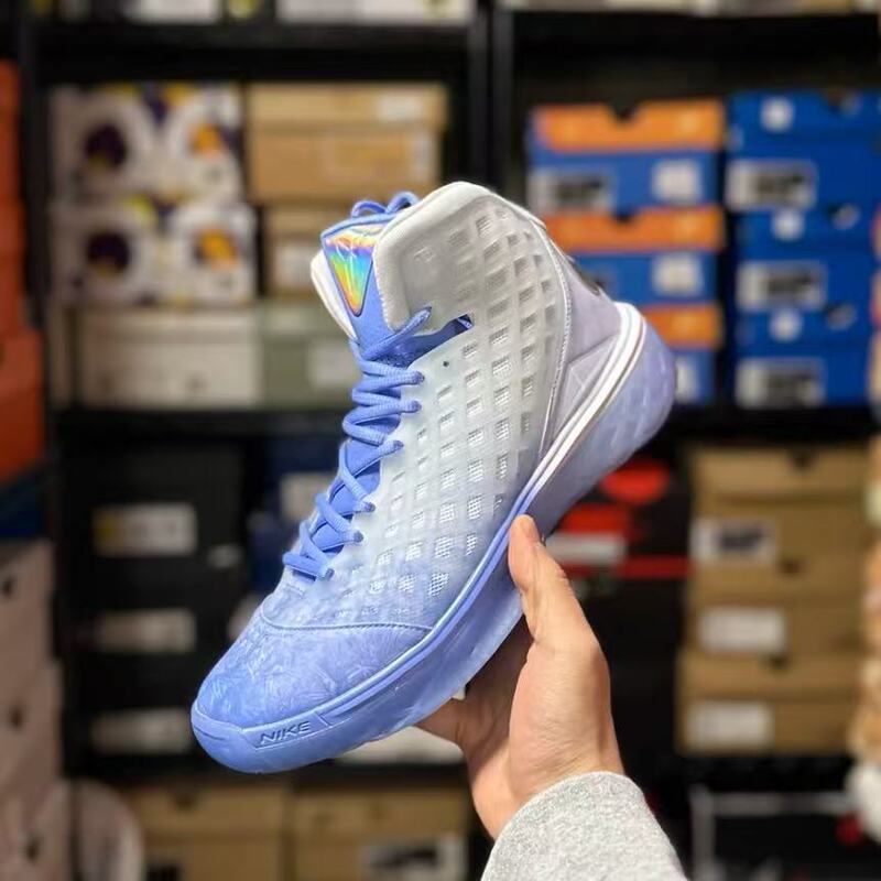 Authentic Nike Zoom Kobe 3 Kobe Bryant Christmas Limited Edition Shock-Absorbing High-Top Basketball Shoes Iq5338-400 Authentic Nike Zoom Kobe 3 Kobe Bryant Christmas Limited Edition Shock-Absorbing High-Top Basketball Shoes Iq5338-400