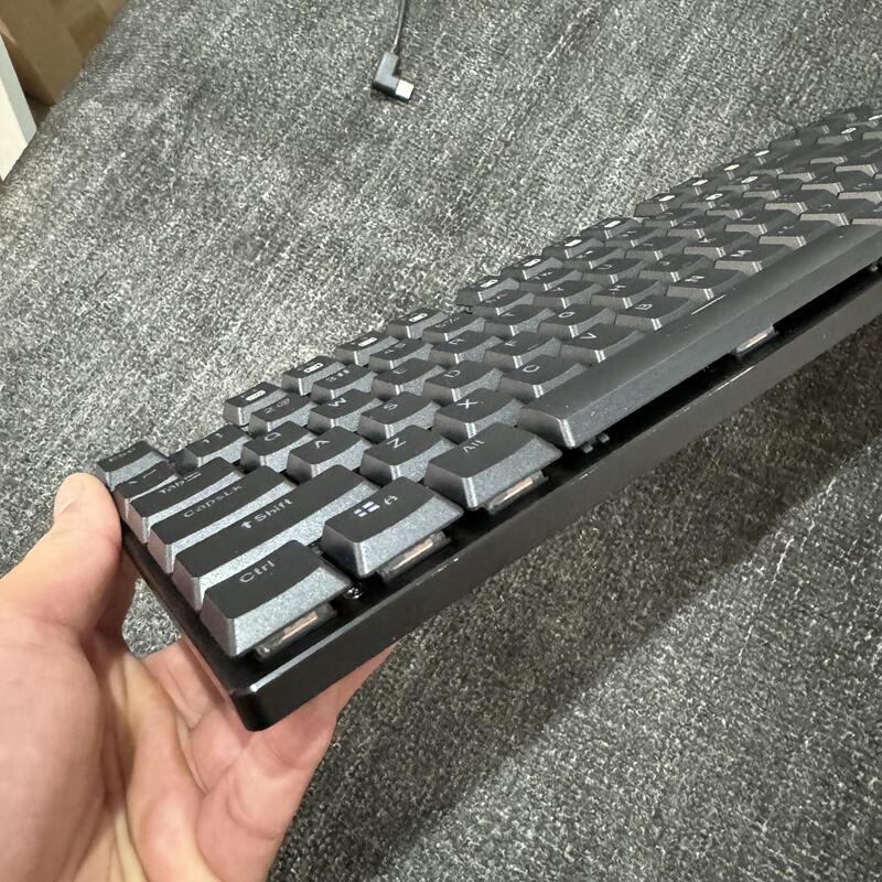 Factory Sample Mechanical Keyboard for Exhibition, Low-Profile Keyboard, Ultra-Thin Low-Profile Green Switch, Portable Wired/Wireless, in Stock, Cheap 61