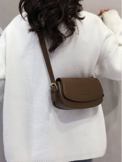 高级质感小众腋下包女2025新款时尚百搭斜跨包复古休闲通勤小方包