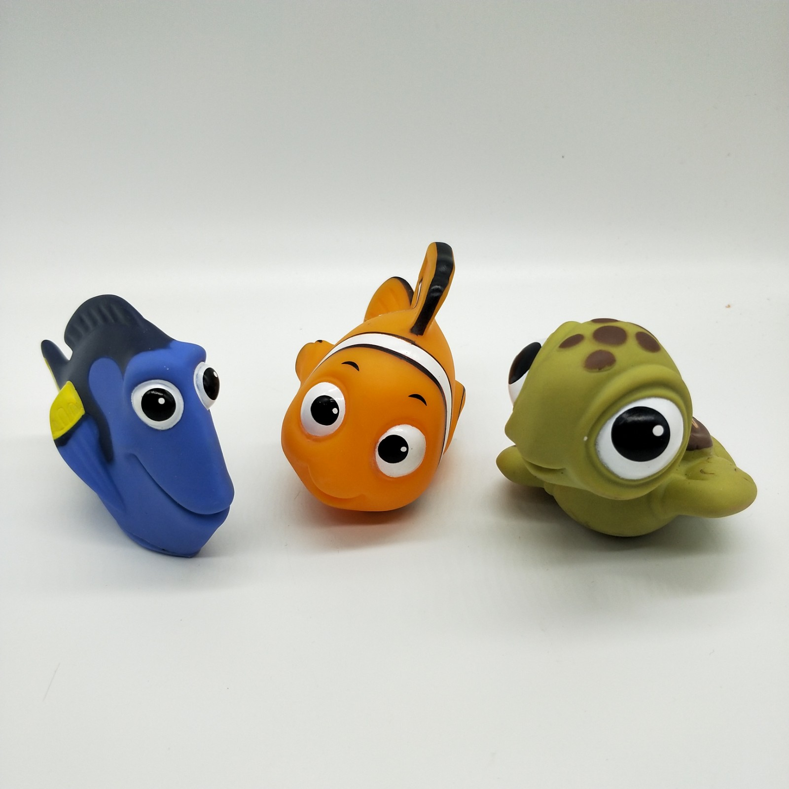 Genuine Fugitive Goods Seabed Total Mobilization Clown Fish Turtles Dolly Baby Bathing Toys Water Spray Floating Water Paparazzi