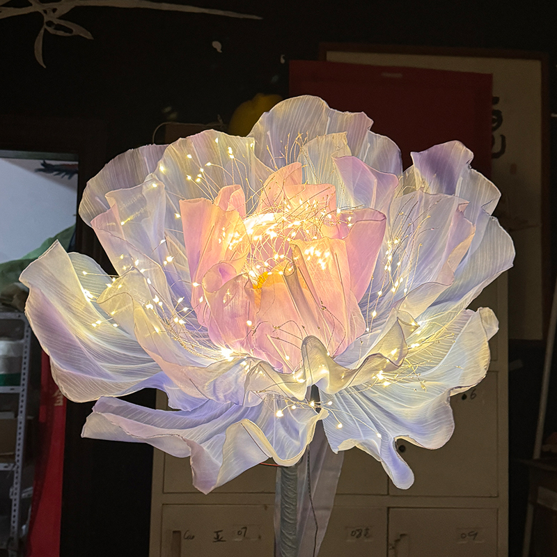 Tiktok-Style Automatic Opening and Closing Flower Lamp That Breathes and Blooms, Floor Lamp for Scene Decoration and Event Atmosphere Setup Tiktok-Style Automatic Opening and Closing Flower Lamp That Breathes and Blooms, Floor Lamp for Scene Decoration and Event Atmosphere Setup