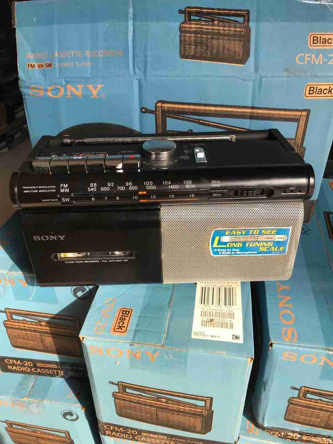 Sony Tape Recorder CFM-20 Original Imported Radio FMMW Tape Player 110 to 220V