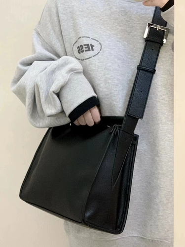 Сумка на одно плечо для выхода на улицу, коллекция 2023, подходит для студента