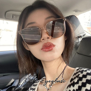 2025 New Style Foldable Sunglasses for Women, High-End Feel, ins Ultra-Light Retro Brown Anti-Uv Glare Sunglasses for Men