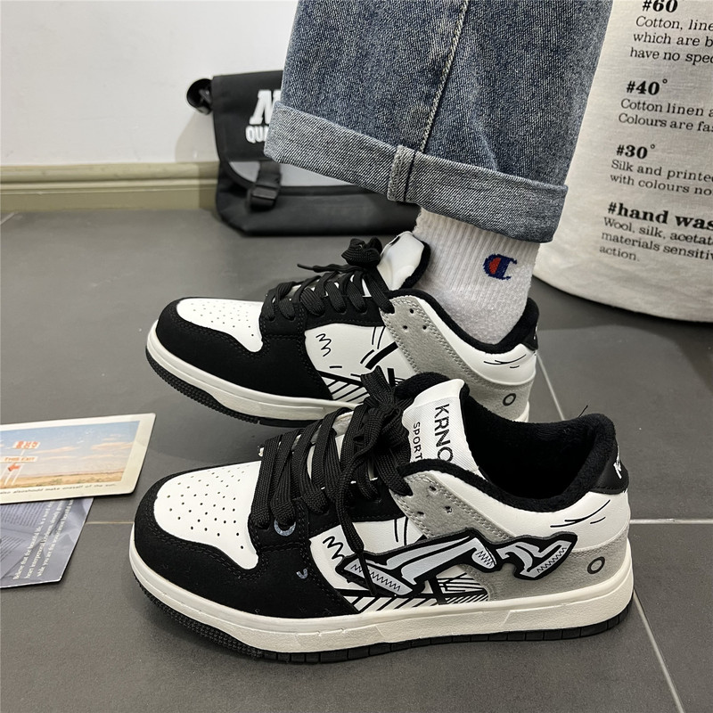 2026 Trendy Men's Shoes Ins Hong Kong Style Black and White Panda Color-Blocking Sneakers Chic Versatile Couple Casual Sneakers