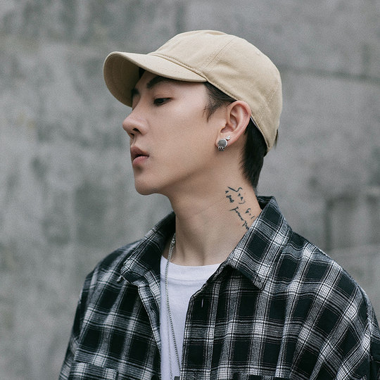 Short Brim Hat for Men ins Summer Peaked Cap Trendy Brand Sun Protection Casual Breathable New Men's Sunshade Baseball Cap