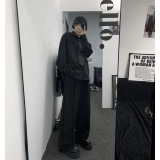 Небольшие дизайнерские штаны, тренд сезона, свободный крой