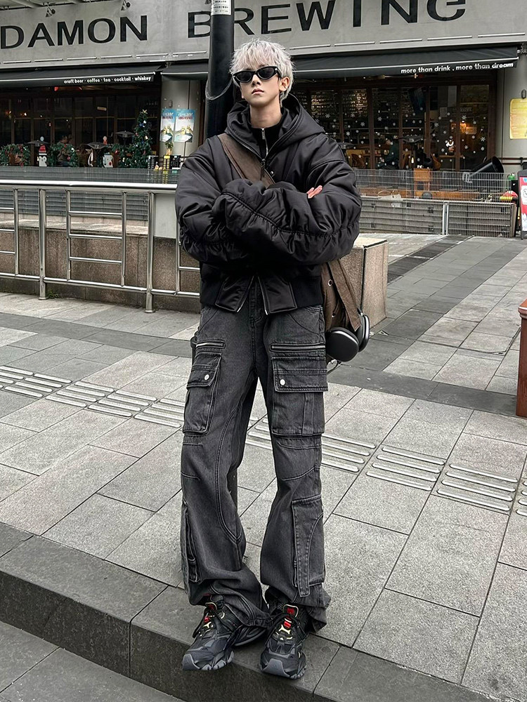 Men's Multi-Pocket Cargo Jeans, American High Street Style, Clean Fit Design, Straight-Leg Flared Pants