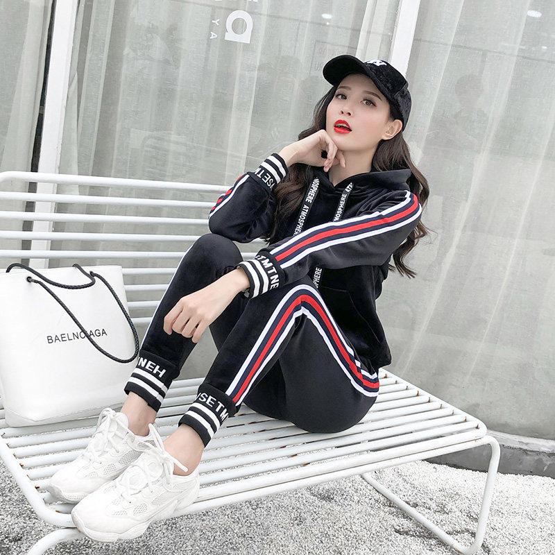 Tenue de loisirs femme - Ref 3240039 Image 1