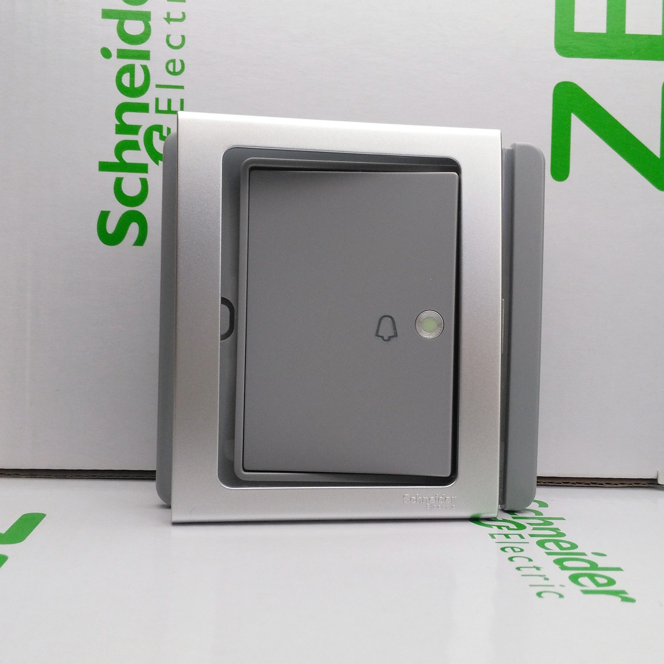 Schneider Qisheng E3000 Metropolis gray silver with fluorescent horizontal large press board